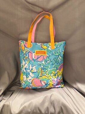 Lilly Pulitzer for Estée Lauder Floral Tote